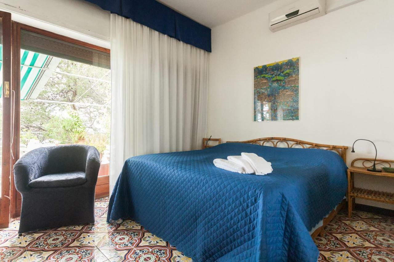 Apartamento Stunning View Relax Tra Mare E Cielo Villa Solari Exterior foto