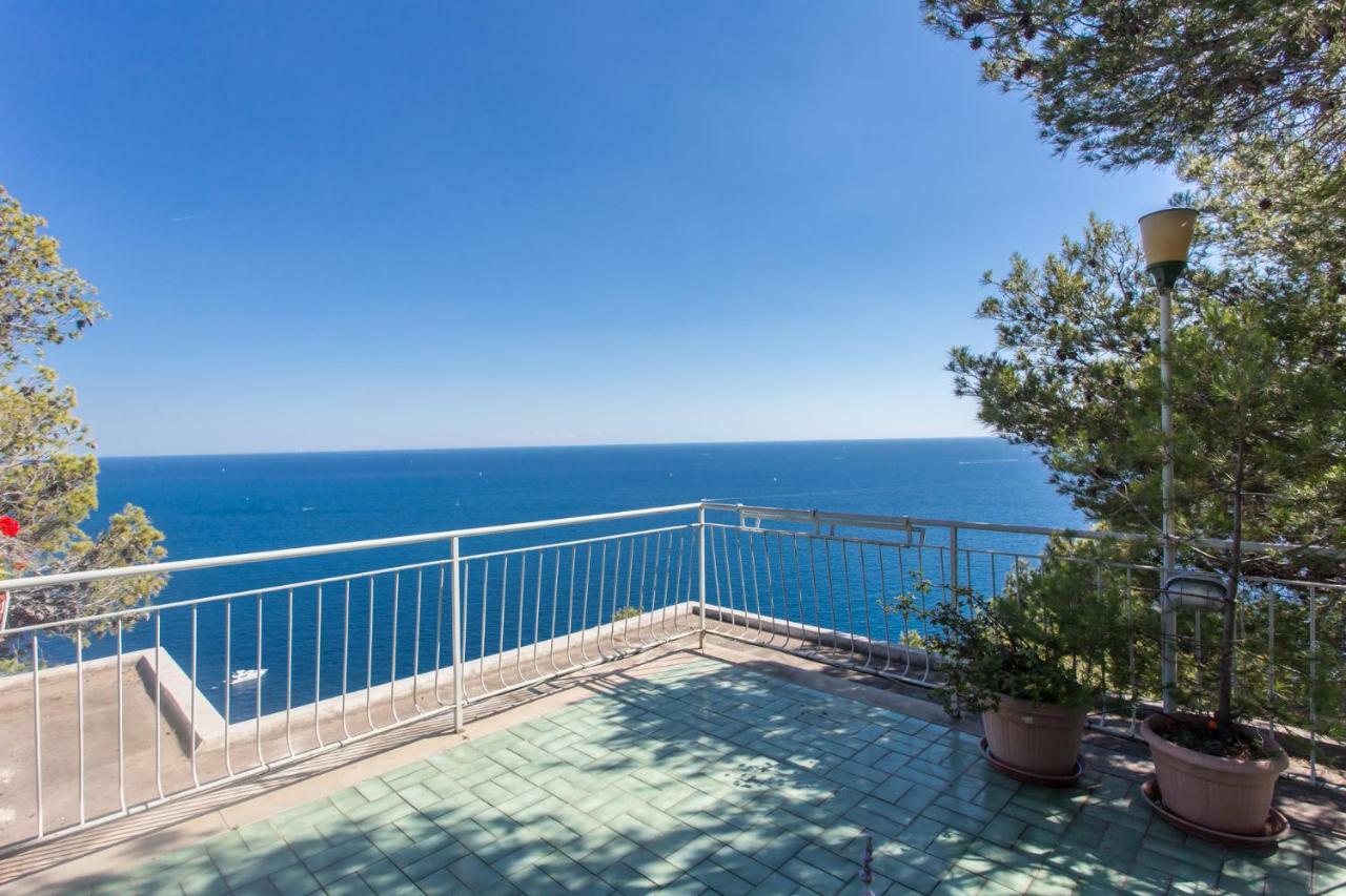 Apartamento Stunning View Relax Tra Mare E Cielo Villa Solari Exterior foto